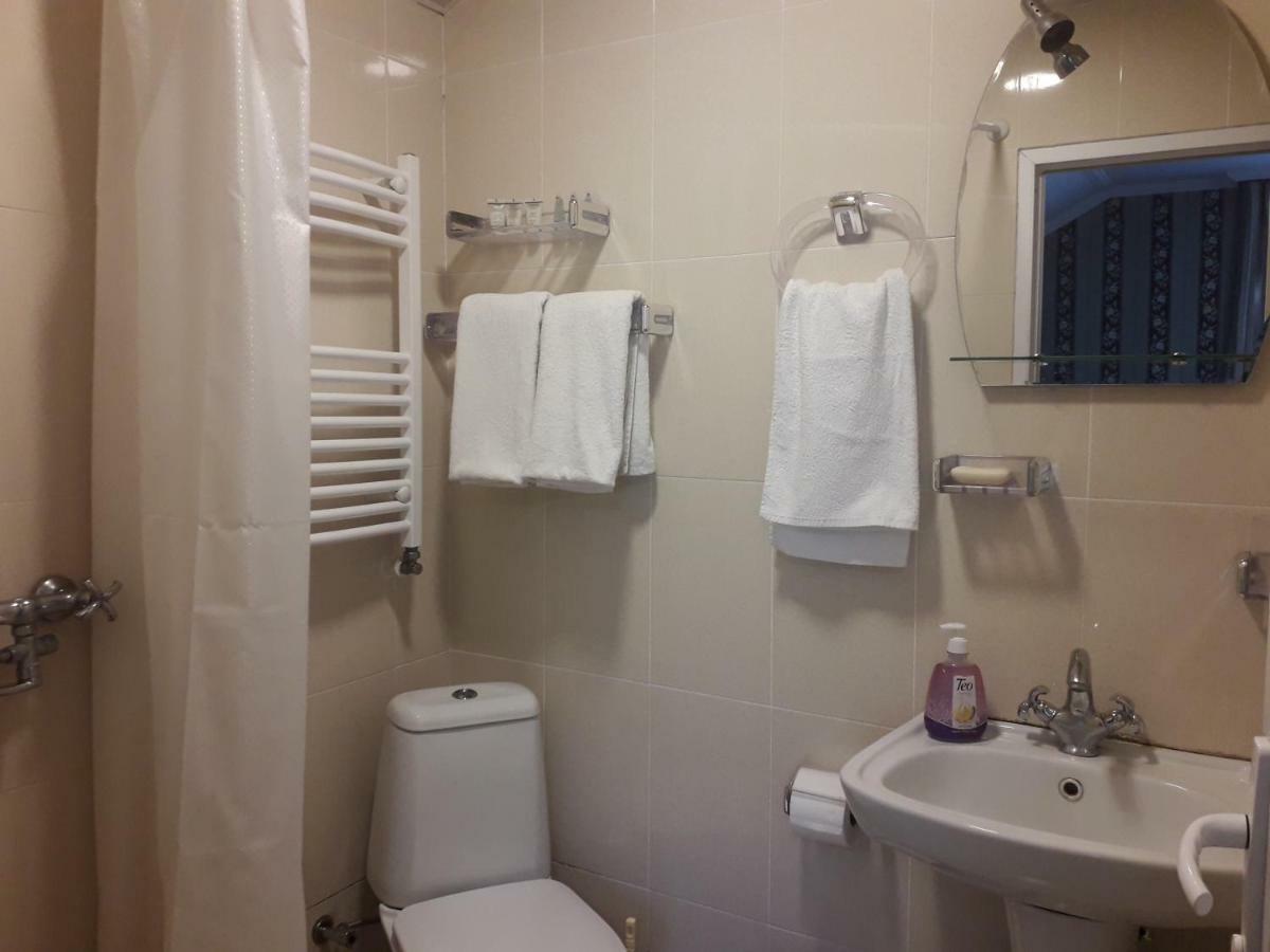 Akaki'S Guesthouse 보르조미 외부 사진