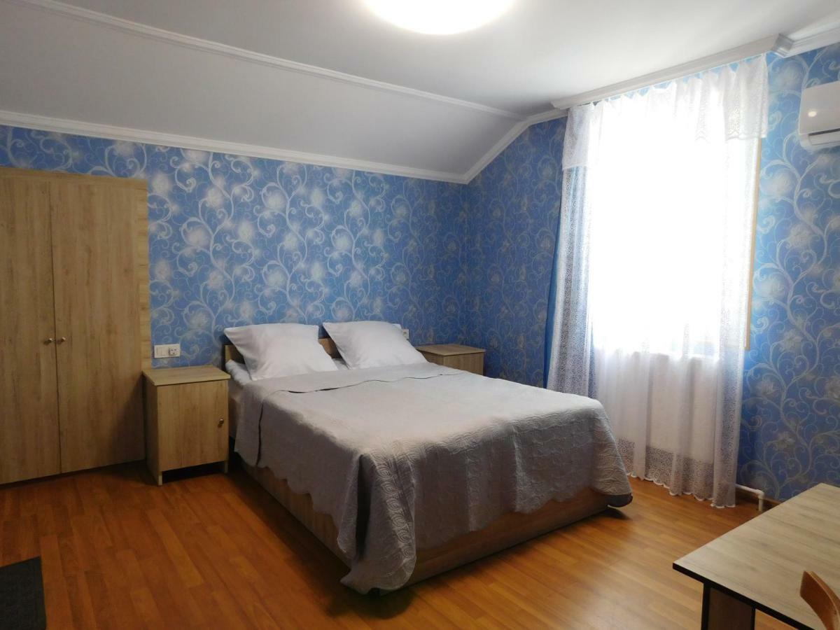 Akaki'S Guesthouse 보르조미 외부 사진